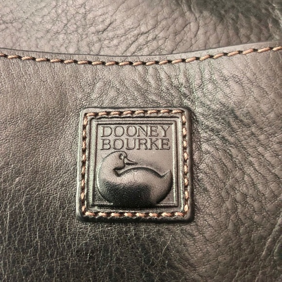 Dooney & Bourke ✨Black Leather Saddle bag - Picture 6 of 7